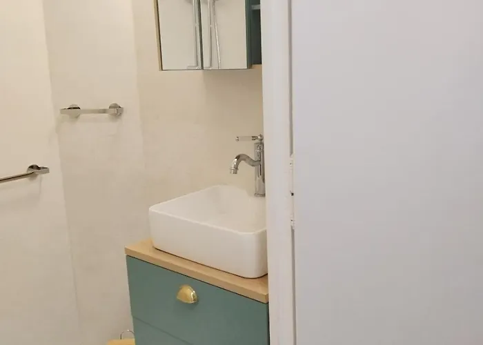 Hébergement de vacances Sardine, Face à La Forêt