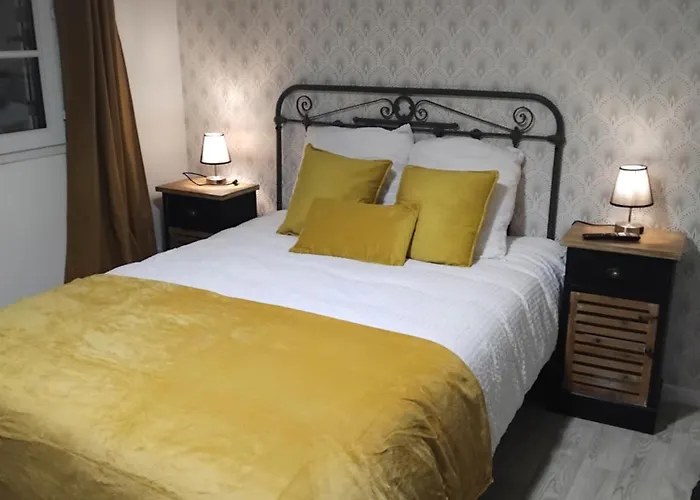 Hébergement de vacances Sardine, Face à La Forêt